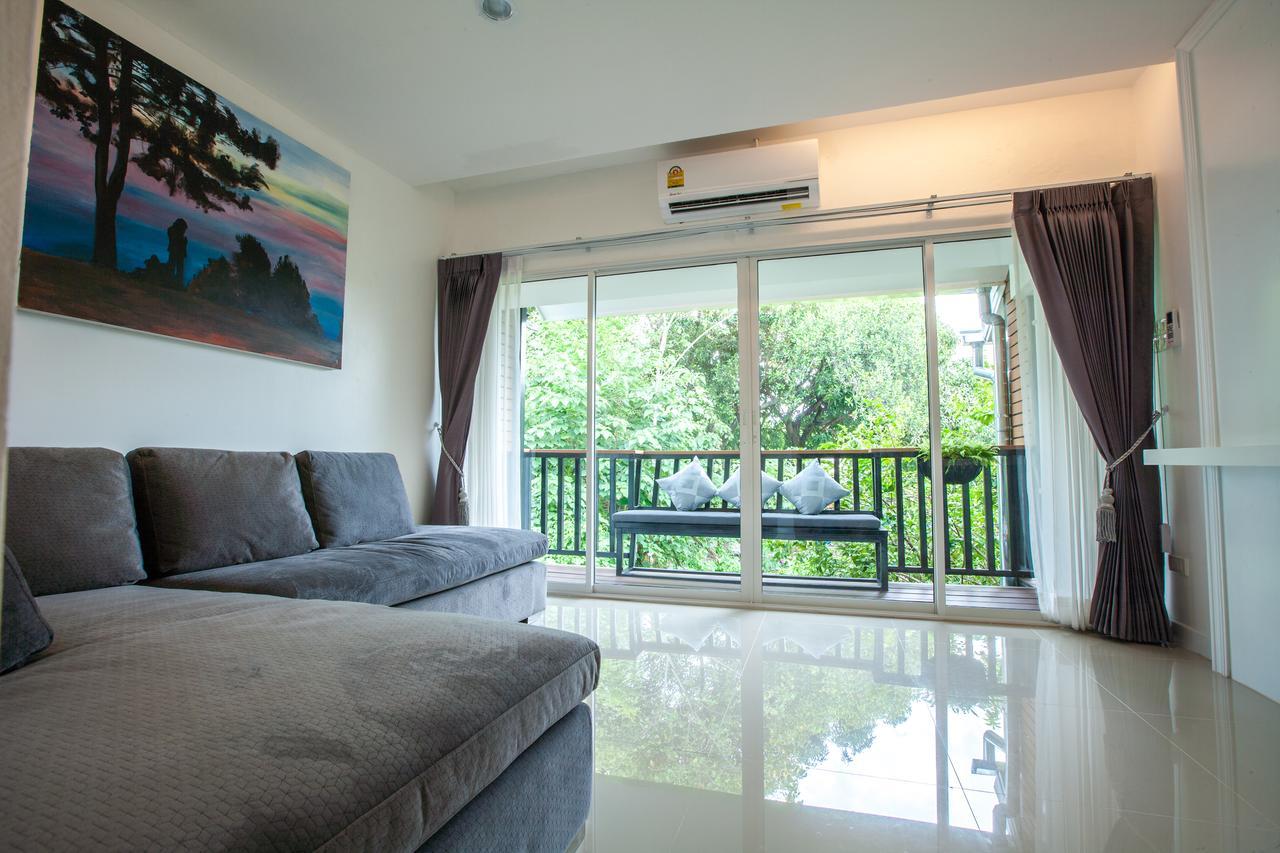 Chiangmai Midpoint Activity Hostel Chiang Mai Bagian luar foto